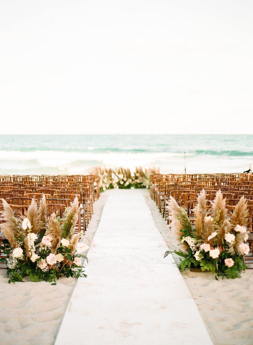 wedding cerermony on beach